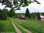 Schienenbus am Nonnweilerer Friedhof