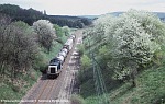 13.05.1986: Unkrautspritzzug mit 211 065 in Schwarzenbach