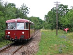 03.07.2005: HWB VT 55 an der neu errichteten Bahnsteigkante im Haltepunkt Schwarzenbach